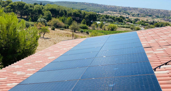 Panneaux photovoltaiques Istres
